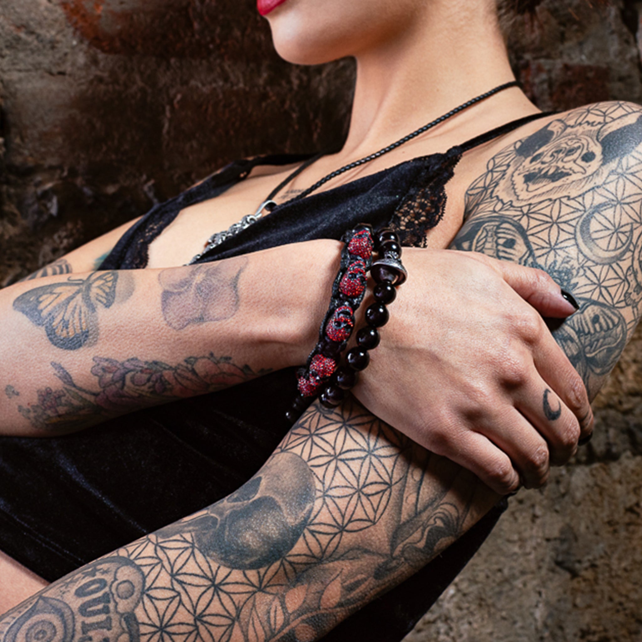 SKULLY CRYSTALS - RED