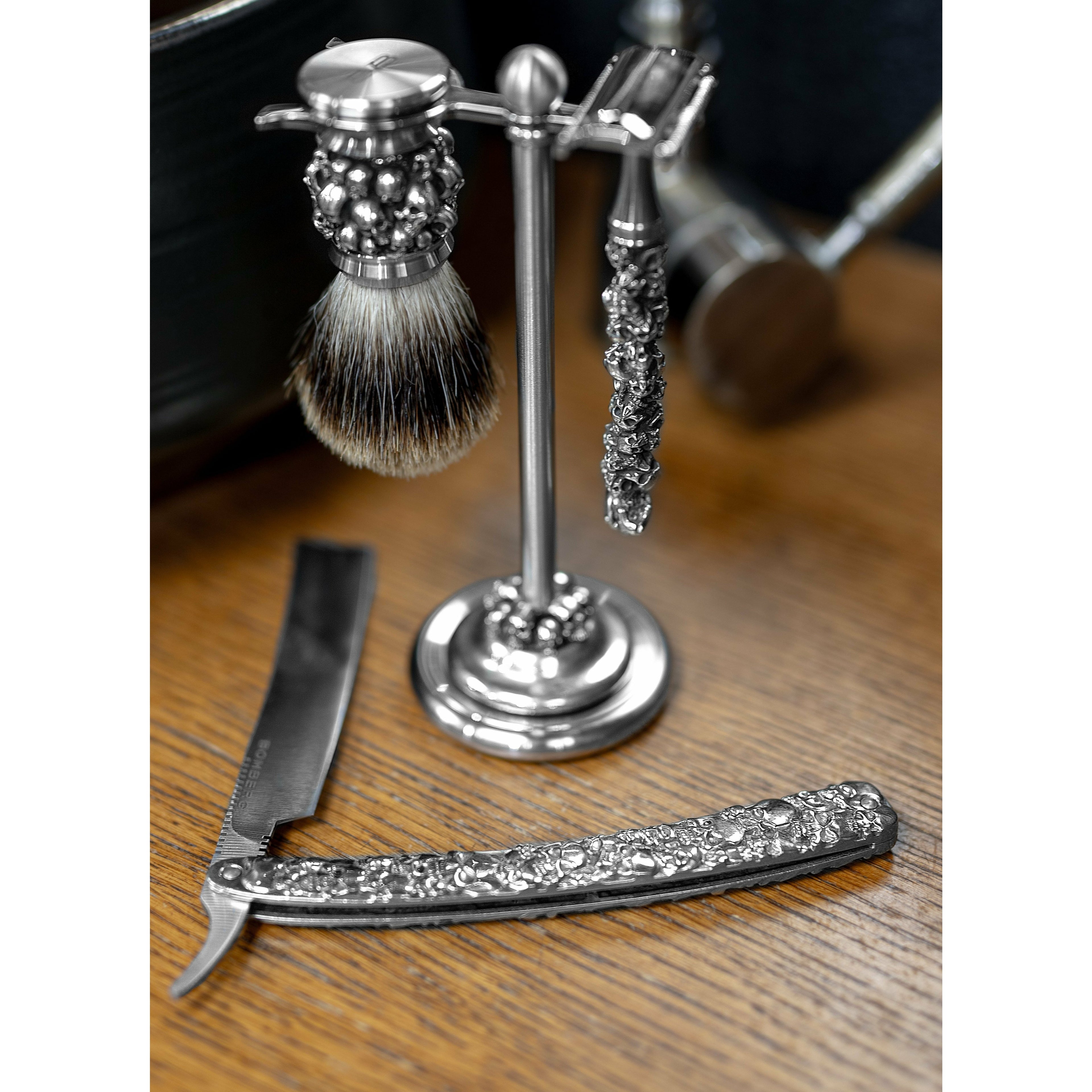 SHAVING KIT
