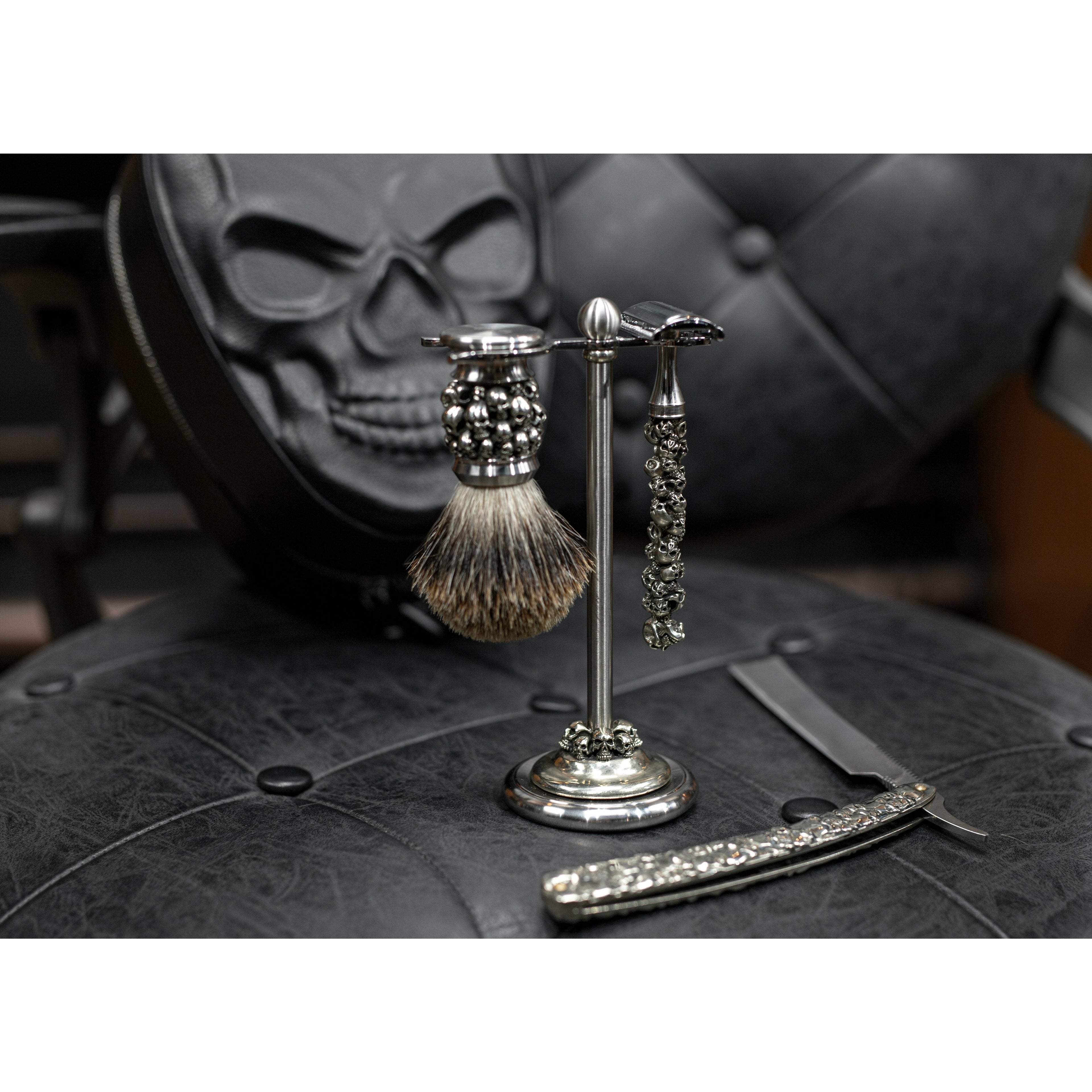 SHAVING KIT