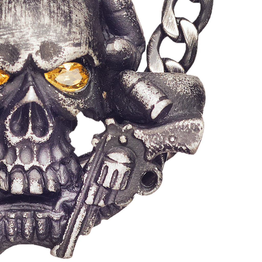SKULL WITH PISTOLS